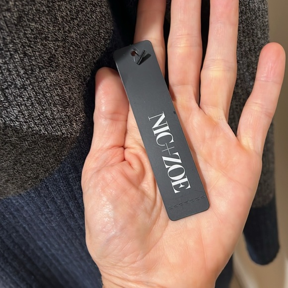 Women’s Sweater Dress size M - Picture 8 of 8